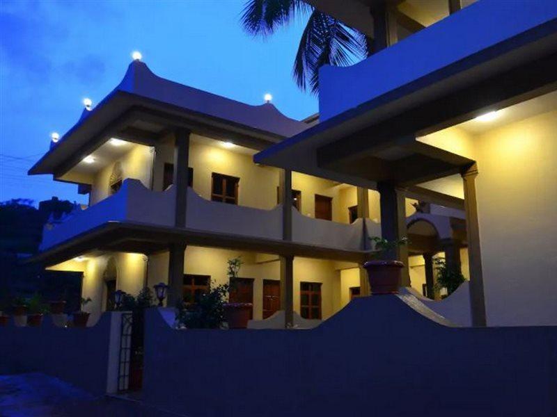 Garima Of Mandrem Hotel Exterior photo